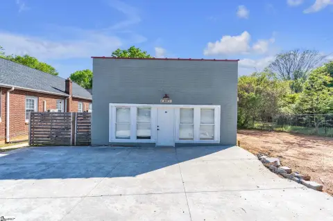 Multi-Use Property in Easley, SC