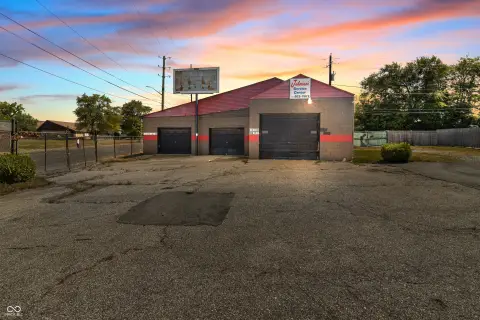 Single-Story Auto Shop with Car Lift