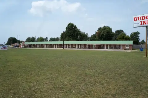 Kennett, MO Commercial Property