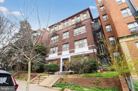 Corporate Rental Residence