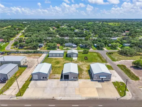 Multi-Building Flex Space Complex