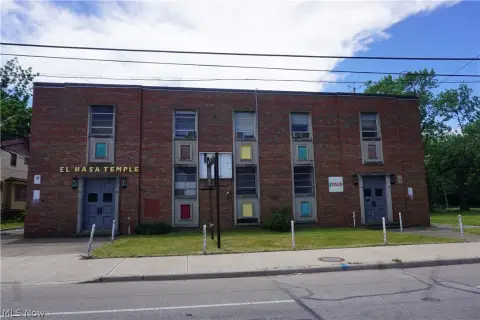 Brick Religious Facility with Gymnasium