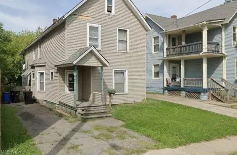 Duplex with Basement