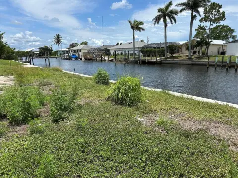 Punta Gorda Land with Seawall