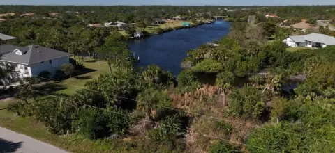 Canal-Front Waterfront Land
