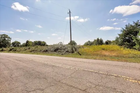 Land Convenient to Downtown Moneta