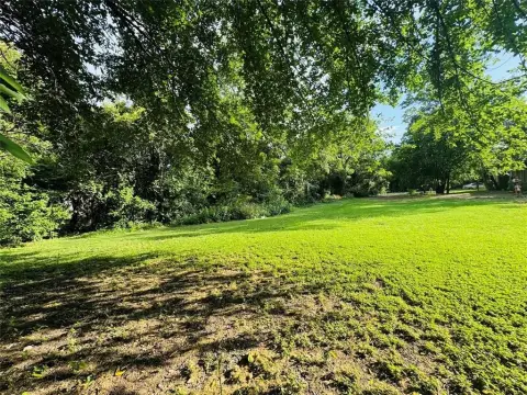 Residential Land Near MCC, Waco