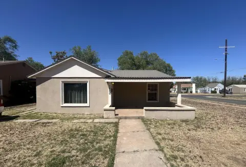 Corner Lot Triplex with Upgrades