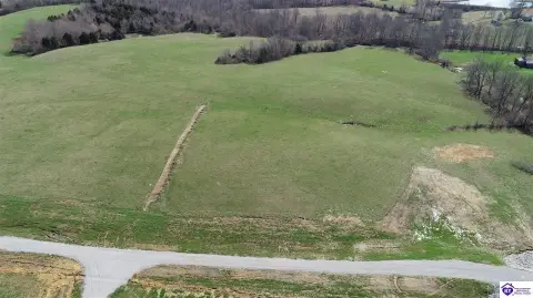 Residential Land in Leitchfield, KY