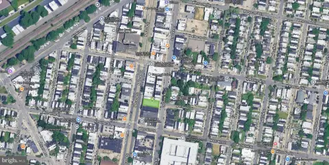 Two-Story Building on N. Broad