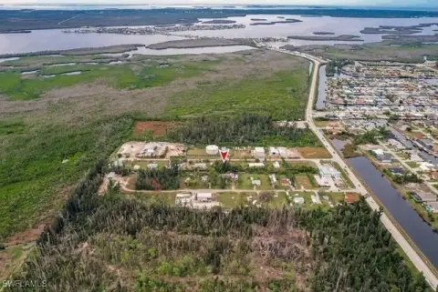 Residential Land in Cape Coral