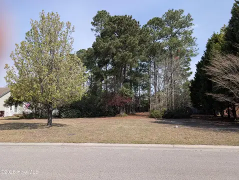 Wilmington Homesite in Established Neighborhood