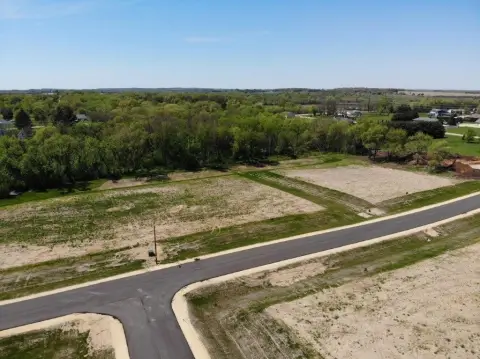 Spacious Land in Creekview Estates