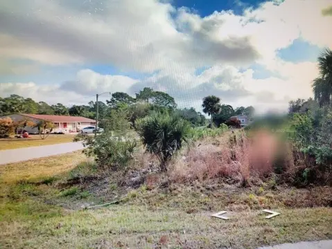 Port Charlotte Land Near Park