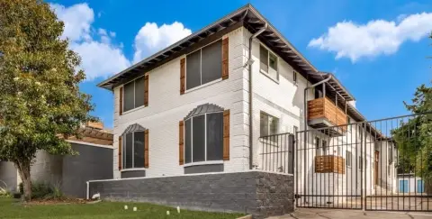 Rosedale: 20-Unit Dallas Apartment Community