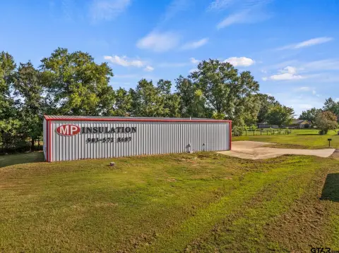 Warehouse with Small Office and Full Bath