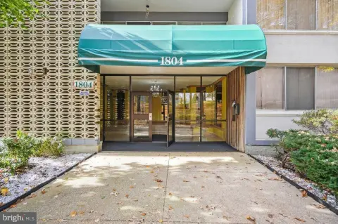 One-Bedroom Residential Income Property