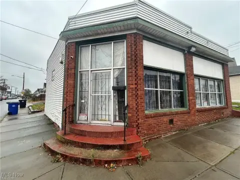Duplex With Retail Storefront