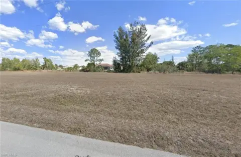 Residential Lot in Cape Coral