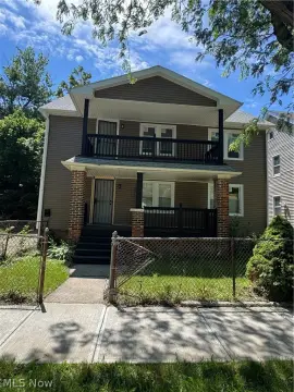 Renovated Duplex With Two Rental Units