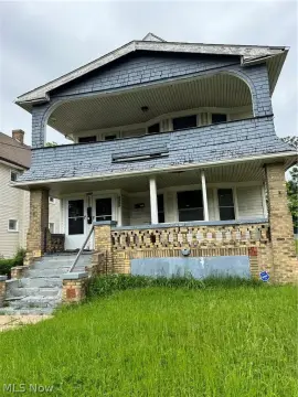 Fully Rehabbed Duplex with Attic