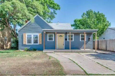 Duplex with Rear Efficiency Apartment