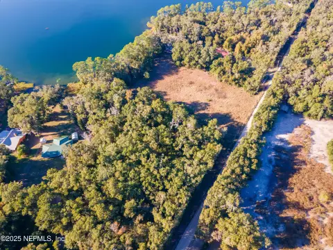 Waterfront Land Near Interlachen, FL