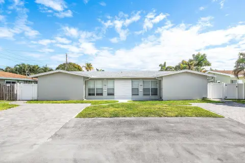 Renovated Duplex East of Federal