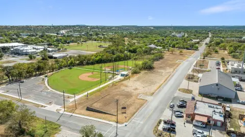 Prime Land in Marble Falls