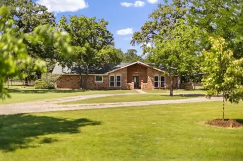 Aubrey Ranch Home on Acreage