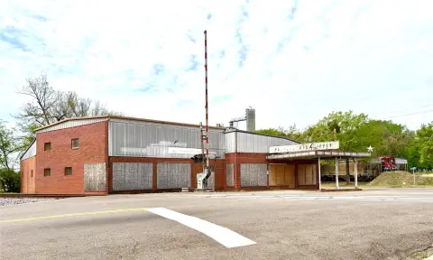 Automotive Service Facility with Addition