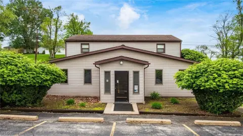 Mixed-Use Property with Apartment