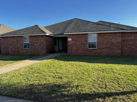 Duplex with Private Bedroom Suites