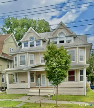 18-Room Apartment Property