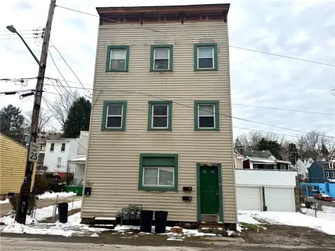 Three-Unit Triplex With Separate Entrances