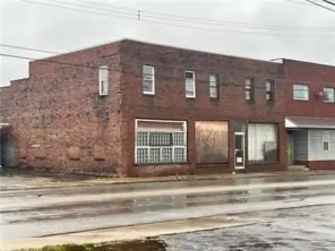 C-1 Storefront Property