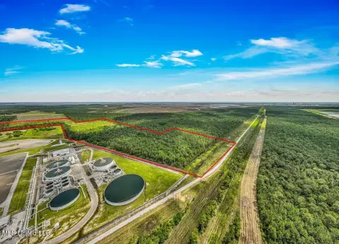 62.83 Acres in Moss Point