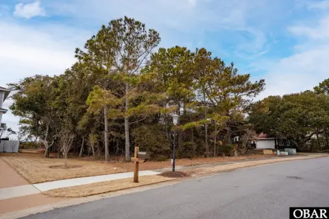Soundfront Lot in Corolla, NC