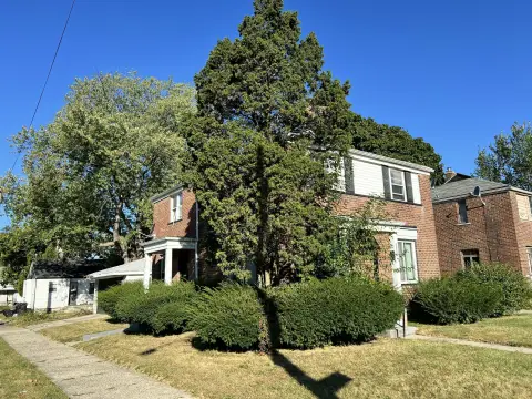 Detroit Multifamily Property For Sale