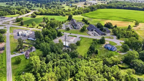 Retail Property With Additional Lot