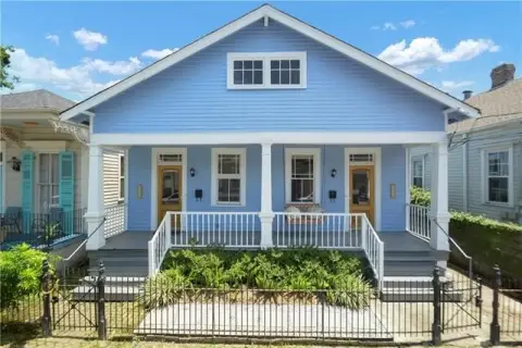 Duplex with Utility-Served Accessory Structure