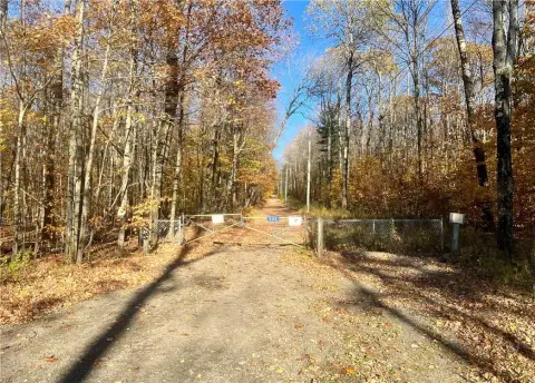 Hunting Land with Cabin