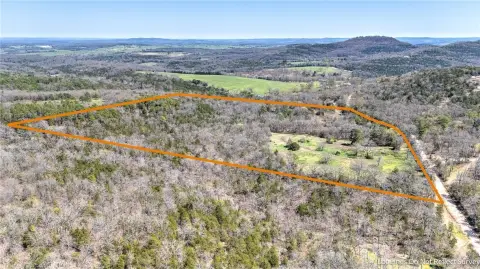 Expansive Land in Eureka Springs