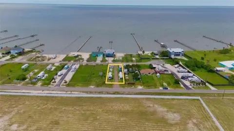 RV Pad Park with Storage