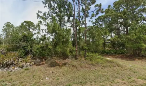 Lehigh Acres Canal-Front Lot