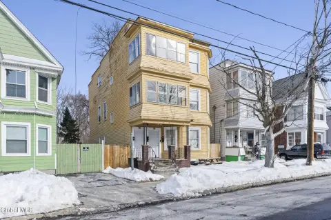 Spacious Schenectady Multifamily Property