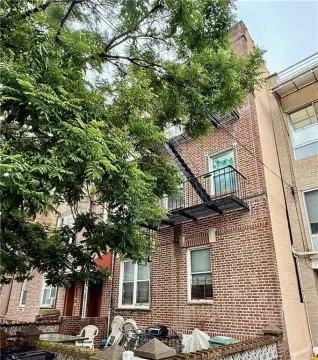 Bensonhurst Six-Family Brick Building
