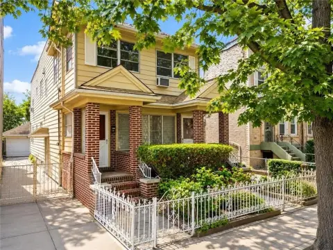 Detached Two-Family Income Property