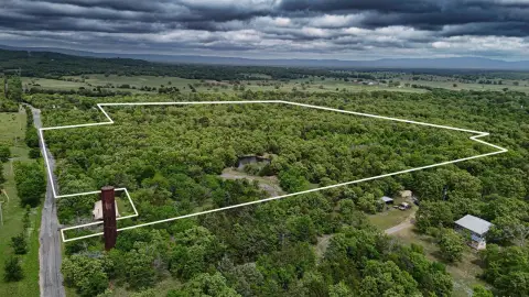 Fully Fenced Hunting Land