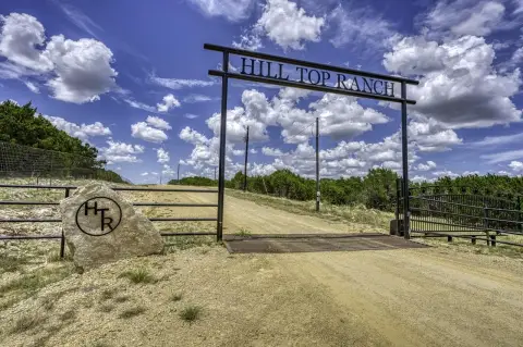 Hill Country Corner Home Site